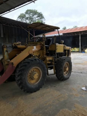 KOMATSU JH 30B