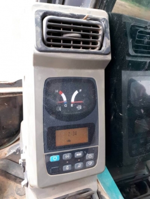 เก่านอก 2 ปี 1,050,000 บาท KOBELCO SK200 MARK 6 YN07 LQC  เครื่องดี ปั้มแรง โช่ใหม่ 2 ข้าง เอวแน่น ไฟฟ้าครบ แอร์เย็น เอกสารอินวอยท์  รถอยู่ มหาสารคาม โทร&amp;ไอดีไลน์ 0610710295