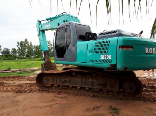 เก่านอก 2 ปี 1,050,000 บาท KOBELCO SK200 MARK 6 YN07 LQC  เครื่องดี ปั้มแรง โช่ใหม่ 2 ข้าง เอวแน่น ไฟฟ้าครบ แอร์เย็น เอกสารอินวอยท์  รถอยู่ มหาสารคาม โทร&amp;ไอดีไลน์ 0610710295