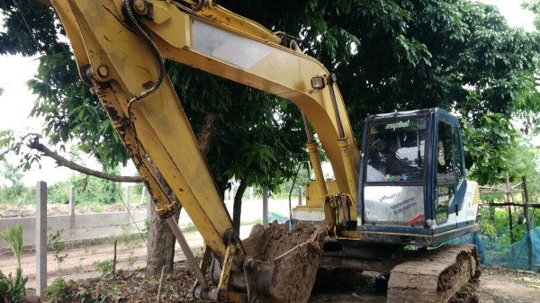 ขายรถขุดแบ็คโฮ KOBELCO SK120 MARK 3 สภาพดี เอกสารเล่มทะเบียน 630,000บ. สนใจ 0835601591 หรือ 0903494058