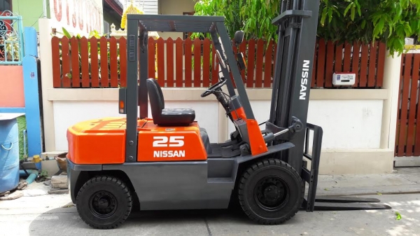 รถยกดีเซล NIssan j02 รถยกดีเซล NIssan j02