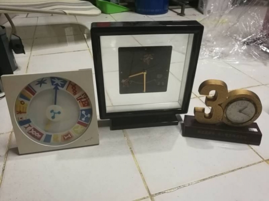 3เรือน 550 บ. ส่งฟรี083-2000058  LINE ID: line832923 นาฬิกาตั้งโต๊ะ - แขวนได้ มีเอกลักษณะแต่ละเรือนสวยๆ
