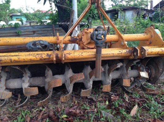 โลตารี 163   เจริญชัย  ราคา 35000 บาท ของอยุ่ศรีสะเกษ วันทูคอล 098 668-3479 dtac 094 283-9369 สิทธิ์ คับ