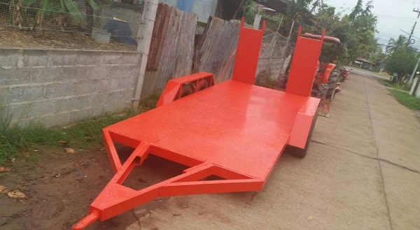 เทนเลอร์ขึ้นรถเกี่ยวข้าว68-70ใช้ดุมล้อหน้ารถยนต์เหล็กสี่นิ้วเพลาเหล็กสามประกบกันมาตราฐานยางเปอรเซ็นเกรดเอพร้อมส่งทั่วไทยครับ