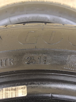 ขายยาง GOODYEAR Assurance 205-55-16 ปี16 ดอกหนาจัด ไม่มีปะ ไม่มีตำหนิ ชุดละ 4,500 บาท