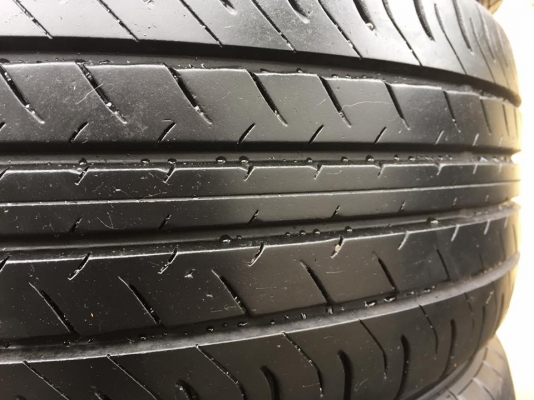 ขายยาง DUNLOP SPORT MAXX 050 215-55-17 ปี15 ดอกหนาจัด ไม่มีตำหนิ ไม่มีปะ ชุดละ 5,900 บาท