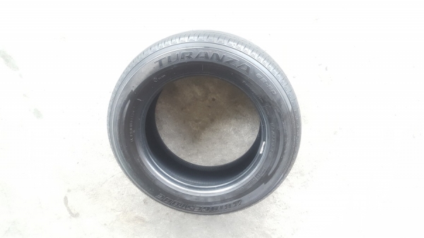 ขายยาง195/65/15 ปี 13 BRIDGESTONE GR90 2 เส้น