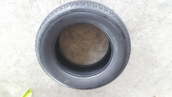 ขายยาง265/60/18 ปี 13 BRIDGESTONE HT684 4 เส้น ขายยาง265/60/18 ปี 13 BRIDGESTONE HT684 4 เส้น