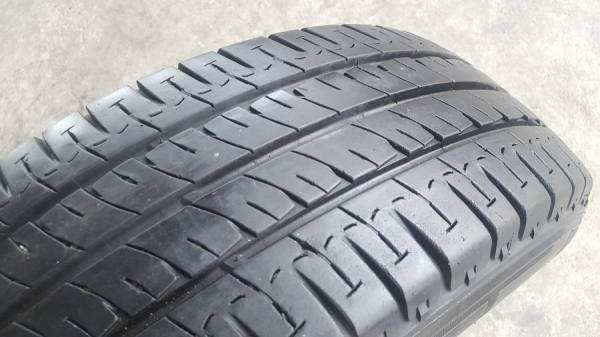 ขายยาง215/65/16 ปี 2915 MICHERLIN  4 เส้น