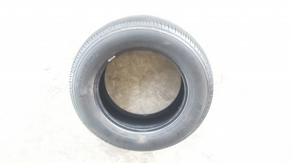 ขายยาง215/65/16 ปี 3015 DUNLOP LT37 4 เส้น ขายยาง215/65/16 ปี 3015 DUNLOP LT37 4 เส้น