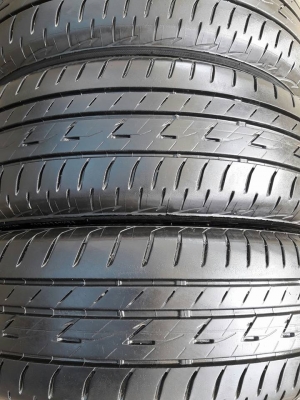 ยางBRIDGESTONE รุ่น Ecopia EP200 .185 60R15 ปี2016 สภาพสวยมากๆไร้ที่ติ ดอกเต็มๆคุ้มสุดๆใช้อีกยาวๆไม่แพง