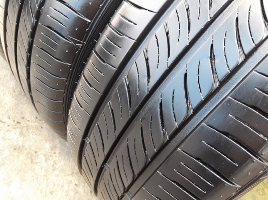 ยางDUNLOP รุ่น ENASAVE EC300. 205 55R16สัปดาห์ที่41ปี2016 ลงพื้นจริงปี2017 #สภาพสวยมากๆไร้ที่ติ ดอกเยอะมากๆ97\%น้องๆป้ายแดงคุ้มจริงไม่แพง