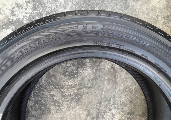 ยาง YOKOHAMA Japan รุ่น ADVAN dB decibel 205 55R16 สัปดาที่22ปี2016 ลงพื้นปลายปี2016สภาพสวยมากๆ ดอกเยอะมากๆคุ้มสุดๆใช้อีกยาวๆไม่แพง