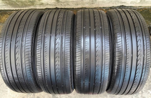 ยาง YOKOHAMA Japan รุ่น ADVAN dB decibel 205 55R16 สัปดาที่22ปี2016 ลงพื้นปลายปี2016สภาพสวยมากๆ ดอกเยอะมากๆคุ้มสุดๆใช้อีกยาวๆไม่แพง