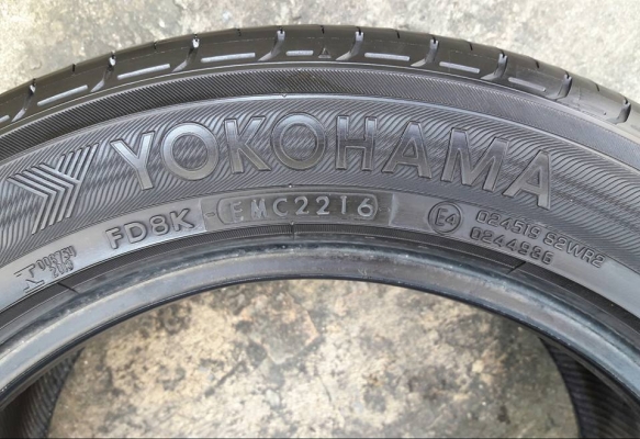 ยาง YOKOHAMA Japan รุ่น ADVAN dB decibel 205 55R16 สัปดาที่22ปี2016 ลงพื้นปลายปี2016สภาพสวยมากๆ ดอกเยอะมากๆคุ้มสุดๆใช้อีกยาวๆไม่แพง