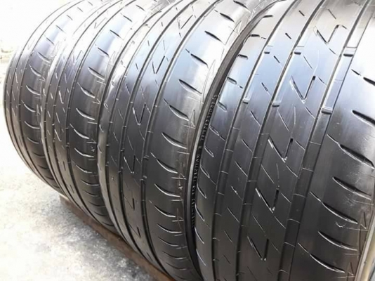 ยางBRIDGESTONE รุ่น Ecopia EP200. 205 55R16 สัปดาห์ที่39ปี2015 #ลงพื้นปลายปี2015 สภาพสวยมากๆดอกเยอะคุ้มสุดๆใช้อีกยาวๆถูกมากๆ
