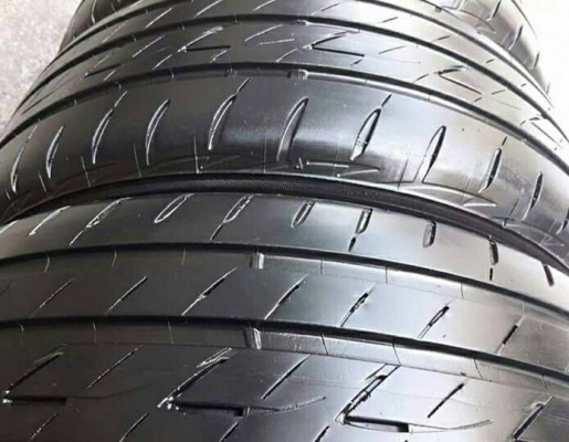 ยางBRIDGESTONE รุ่น Ecopia EP200. 205 55R16 สัปดาห์ที่39ปี2015 #ลงพื้นปลายปี2015 สภาพสวยมากๆดอกเยอะคุ้มสุดๆใช้อีกยาวๆถูกมากๆ