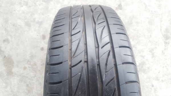 ขายยาง195/65/15 ปี 13 BRIDGESTONE AR10 4 เส้น