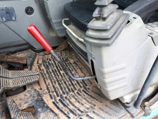 เก่านอก 2 ปี 985,000 บาท KOBELCO SK200 MARK 6 YN07 LQC เครื่องดี ปั้มแรง โช่ใหม่ 2 ข้าง เอวแน่น ไฟฟ้าครบ แอร์เย็น เอกสารอินวอยท์ รถอยู่ มหาสารคาม โทร&ไอดีไลน์ 0610710295 เก่านอก 2 ปี 985,000 บาท KOBELCO SK200 MARK 6 YN07 LQC เครื่องดี ปั้มแรง โช่ใหม่ 2 ข้าง เอวแน่น ไฟฟ้าครบ แอร์เย็น เอกสารอินวอยท์ รถอยู่ มหาสารคาม โทร&ไอดีไลน์ 0610710295