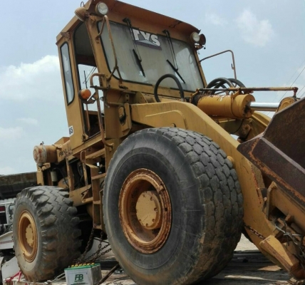 รถตัก Komatsu. JH65 สภาพพร้อมใช้ เอกสารใบซื้อ-ขาย ไม่ต่อแขน
