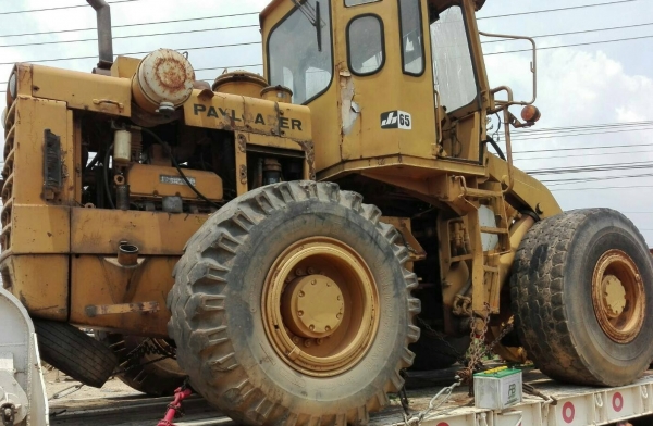 รถตัก Komatsu. JH65 สภาพพร้อมใช้ เอกสารใบซื้อ-ขาย ไม่ต่อแขน