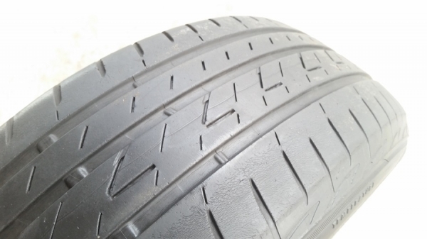 ขายยาง195/65/15 ปี 14/3+13/1เส้น BRIDGESTONE EP200 4 เส้น