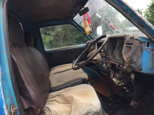 Isuzu KS22 110แรง 4BD1 กะบะยาว4.3 พร้อมคอก ลดราคารับหน้าฝนครับ เล่มพร้อมโอน ภาษี61 Isuzu KS22 110แรง 4BD1 กะบะยาว4.3 พร้อมคอก ลดราคารับหน้าฝนครับ เล่มพร้อมโอน ภาษี61