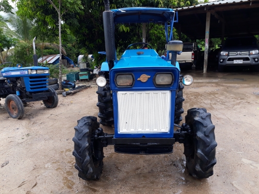 จัดส่งเสี่ยจังหวัดกาญจนบุรี ขายรถไถไทซัน30แรงม้า ขับเคลื่อน4ล้อ พวงมาลัยเพาเวอร์ พร้อมใช้งาน จัดส่งเสี่ยจังหวัดกาญจนบุรี ขายรถไถไทซัน30แรงม้า ขับเคลื่อน4ล้อ พวงมาลัยเพาเวอร์ พร้อมใช้งาน