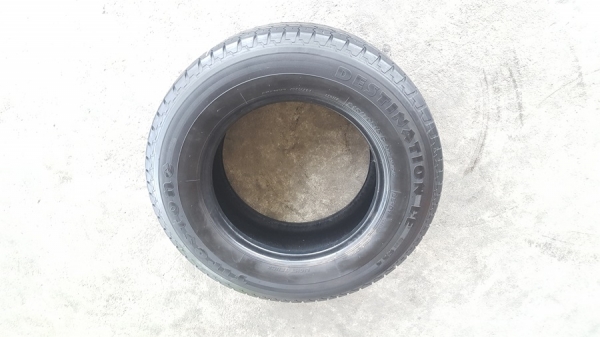 ขายยาง205/70/15 ปี 15/3+14/1เส้น GOODYEAR 4 เส้น