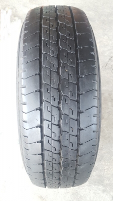 ขายยาง215/70/15 ปี 14/2+13/2เส้น DUNLOP  4 เส้น