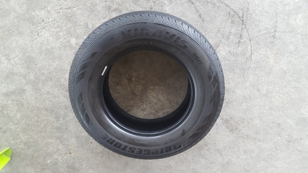 ขายยาง205/70/15 ปี 16 BRIDGESTONE R611 2 เส้น