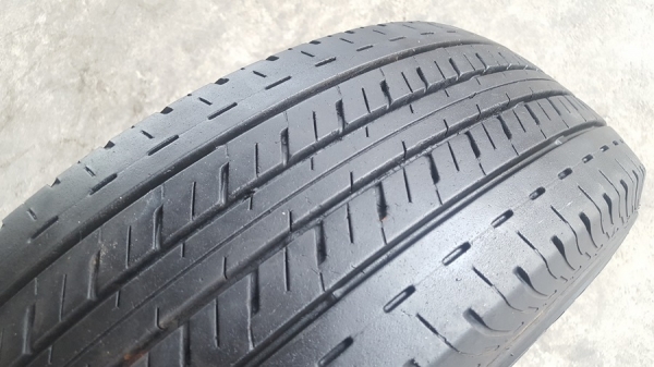 ขายยาง205/70/15 ปี 16 BRIDGESTONE R611 2 เส้น