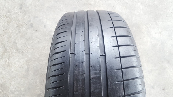 ายยาง195/55/15 ปี 14/2ปี13/2เส้น MICHERLIN 4 เส้น ายยาง195/55/15 ปี 14/2ปี13/2เส้น MICHERLIN 4 เส้น