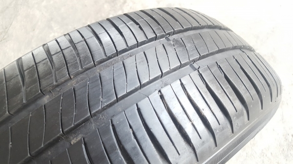ขายยาง175/65/14 ปี 14 MICHERLIN XM2 4 เส้น ขายยาง175/65/14 ปี 14 MICHERLIN XM2 4 เส้น