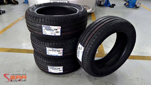 TOYO CF2 215/55R17 ยางญี่ปุ่นราคาพิเศษครับ