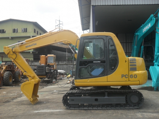 KOMATSU PC 60 -7 KOMATSU PC 60 -7