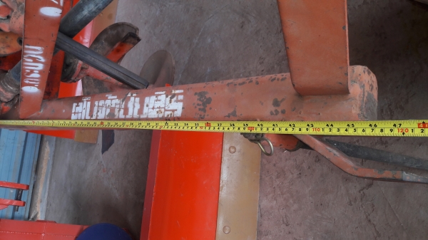 ขายครี่องเจาะหลุมติดรถไถรุ่น45ถึง50แรง