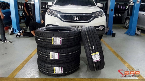 DUNLOP SP MAXX 050 225/60R18 เส้นละ 6,000 บาท