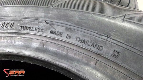DUNLOP SP MAXX 050 225/60R18 เส้นละ 6,000 บาท