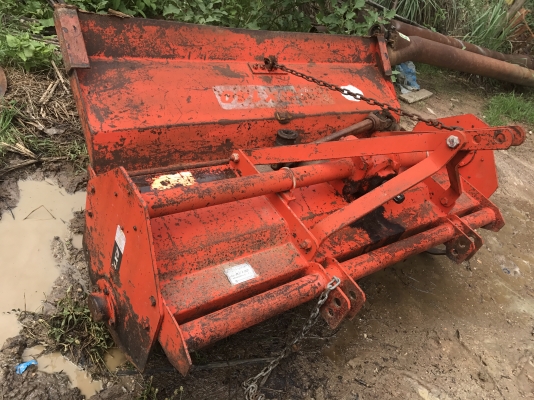 ขายโรตารี่ตราช้าง 1.40 เมตร ใส่รถ 24-32 แรง ใบเต็ม พร้อมยอย พร้อมใช้งาน