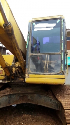 ขายคู่ komatsu pc200-6 ซีเรียลสูงเทียบเท่ารุ่น 7