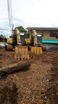 ขายคู่ komatsu pc200-6 ซีเรียลสูงเทียบเท่ารุ่น 7