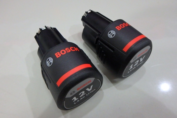 สว่านแบตไร้สาย Bosch 12 โวล์ท กระแทกได้ ของแท้ รุ่น GSB 120-Li แบต2ก้อน ที่ชาร์ท ของใหม่