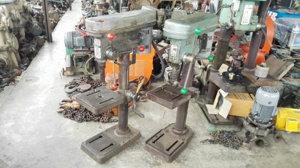 ** SOLD ** เหลือ 1 ตัว ** สว่านแท่นญี่ปุ่น Kira / Hitachi 16 mm ไฟบ้าน 220V ลงตู้ญี่ปุ่นพร้อมใช้งาน