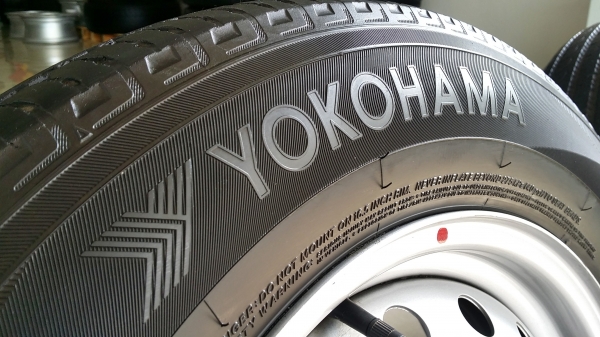 ล้อกระทะขอบ16 6รู139.7 พร้อมยางโยโกฮาม่า 215/70R16 ปี15 จำนวนสองล้อ ล้อกระทะขอบ16 6รู139.7 พร้อมยางโยโกฮาม่า 215/70R16 ปี15 จำนวนสองล้อ