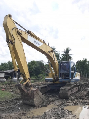 ขาย 495,000 บาท   KOBELCO SK200 MARK 3  เครือง 6D31-Turbo ปั้ม K3V โช่หนา เอวแน่น (ไฟฟ้าครบ กล่อง จออยู่ ขาดมอเตอร์คันเร่ง ) เอกสารชื้อขาย   รถอยู่ จ.นครปฐม Tel 0927459124