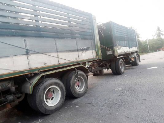 พ่วง 20 ล้อ HINO 2K เครื่องK13D 260 แรง ปี 41 กระบะอลูมิเนียม - แม่ลูก ดั้มอู่สหกิจ ราคา 1.25 ล้าน พ่วง 20 ล้อ HINO 2K เครื่องK13D 260 แรง ปี 41 กระบะอลูมิเนียม - แม่ลูก ดั้มอู่สหกิจ ราคา 1.25 ล้าน