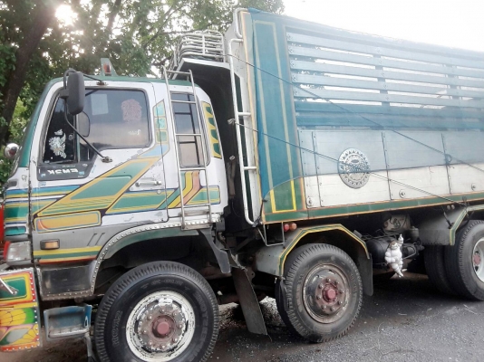 พ่วง 20 ล้อ HINO 2K เครื่องK13D 260 แรง ปี 41 กระบะอลูมิเนียม - แม่ลูก ดั้มอู่สหกิจ ราคา 1.25 ล้าน พ่วง 20 ล้อ HINO 2K เครื่องK13D 260 แรง ปี 41 กระบะอลูมิเนียม - แม่ลูก ดั้มอู่สหกิจ ราคา 1.25 ล้าน