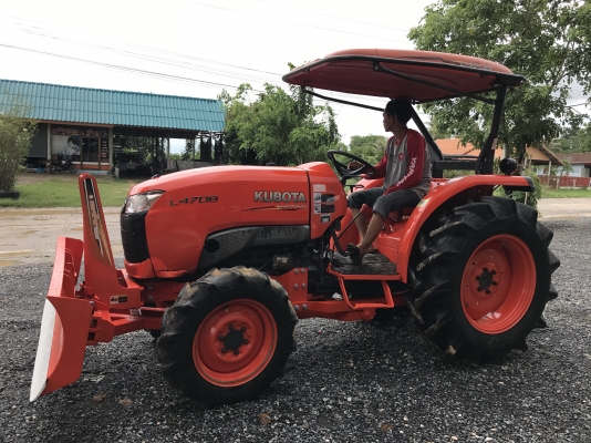 ขายรถไถคูโบต้า #L4708(4WD)2เพลา ใช้งาน 500 ชั่วโมง สภาพสวยพร้อมใช้ค่ะ พร้อมอุปกรณ์ ใบมีดหน้าและผานพรวน ราคา 438,000 บาท #พร้อมส่งฟรีถึงบ้าน โทรสอบถามได้เลยค่ะ 081-9136451 ขอดูรูปทาง Line:Bow6451  เครื่องดี เกียร์ดี ยางดีทั้ง 4 เส้น ตรวจเชคเรียบร้อยค่ะ เล่