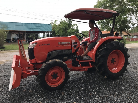ขายรถไถคูโบต้า #L4708(4WD)2เพลา ใช้งาน 500 ชั่วโมง สภาพสวยพร้อมใช้ค่ะ พร้อมอุปกรณ์ ใบมีดหน้าและผานพรวน ราคา 438,000 บาท #พร้อมส่งฟรีถึงบ้าน โทรสอบถามได้เลยค่ะ 081-9136451 ขอดูรูปทาง Line:Bow6451  เครื่องดี เกียร์ดี ยางดีทั้ง 4 เส้น ตรวจเชคเรียบร้อยค่ะ เล่